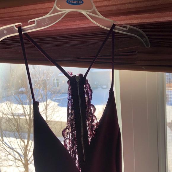 Eclipse maroon dress - Picture 6 of 8